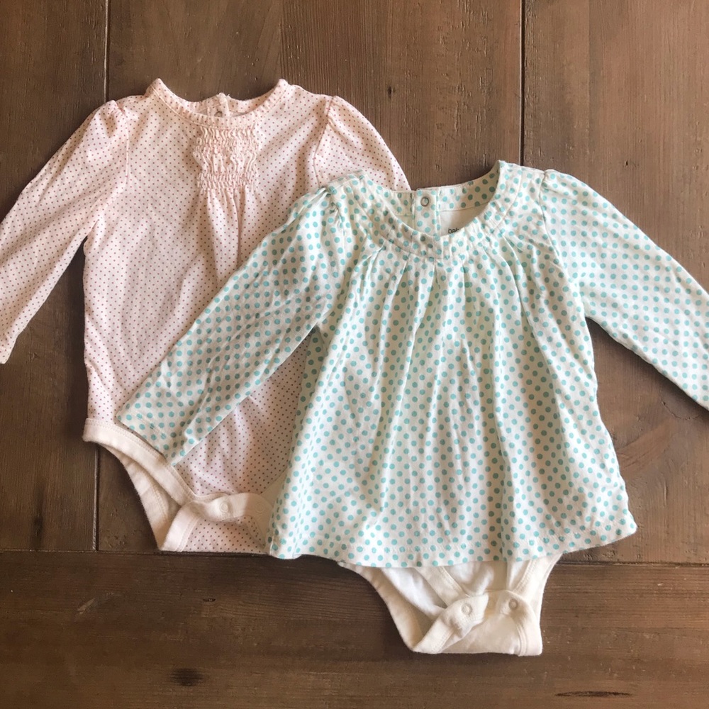 Gap pokadot baby girl onesie bundle 6-12 months